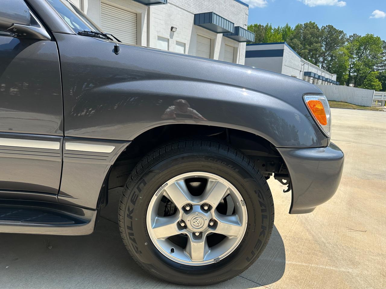 Toyota Land Cruiser 4dr 4WD (Natl) 2005