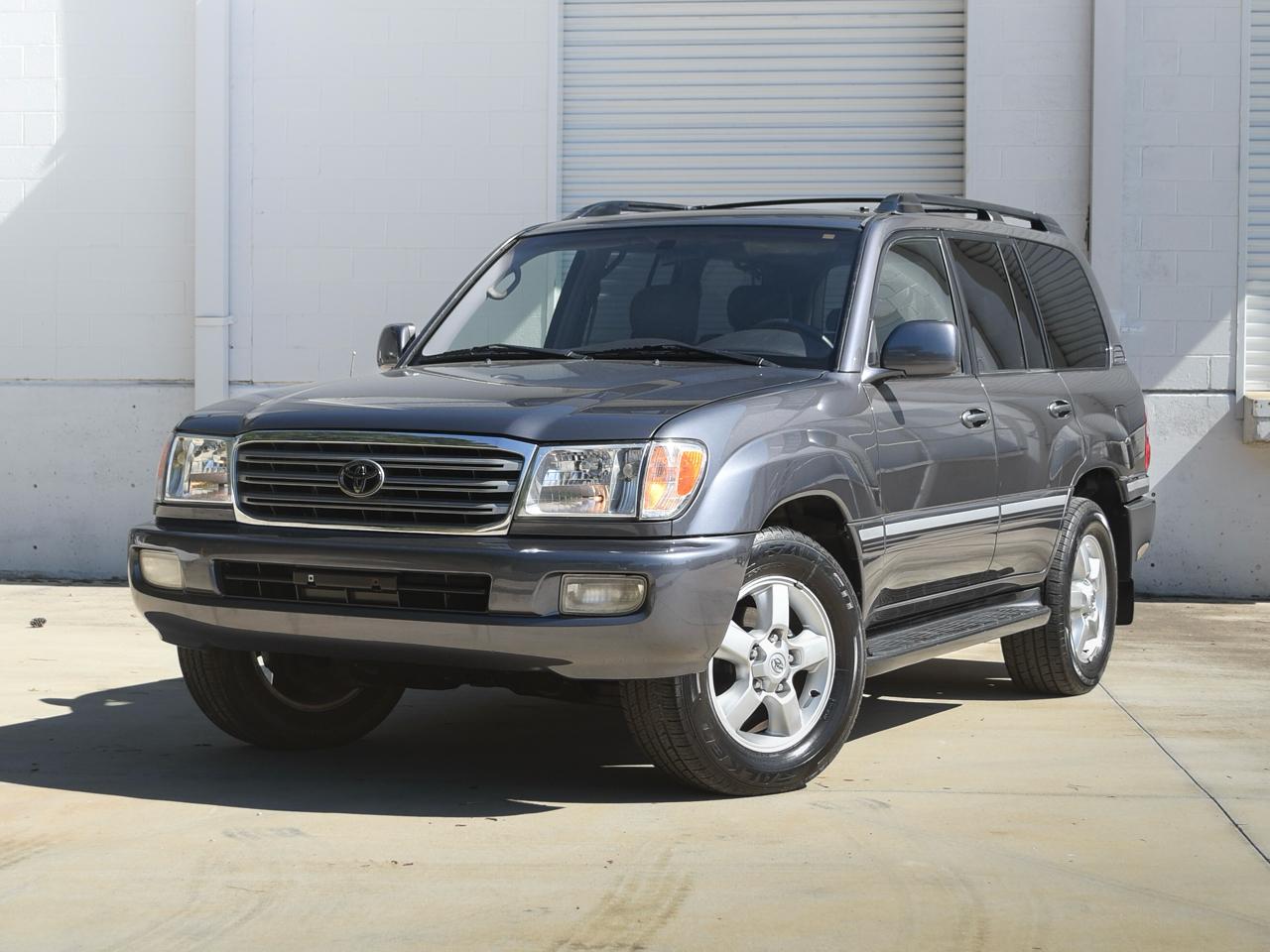 2005 Toyota Land Cruiser 4dr 4WD (Natl)