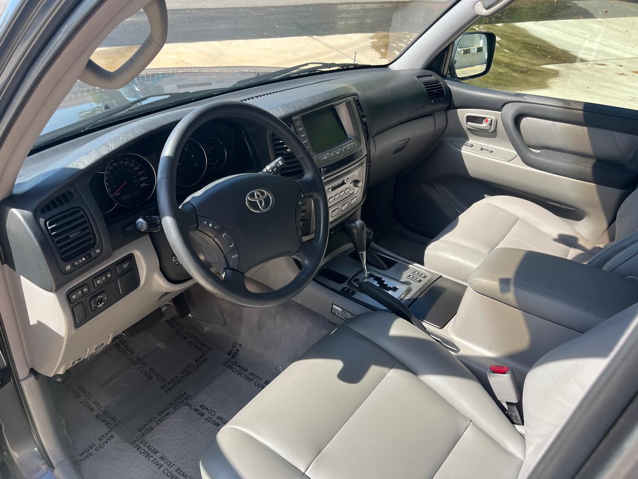 Toyota Land Cruiser 4dr 4WD (Natl) 2005