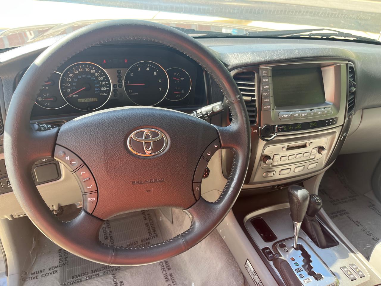 Toyota Land Cruiser 4dr 4WD (Natl) 2005