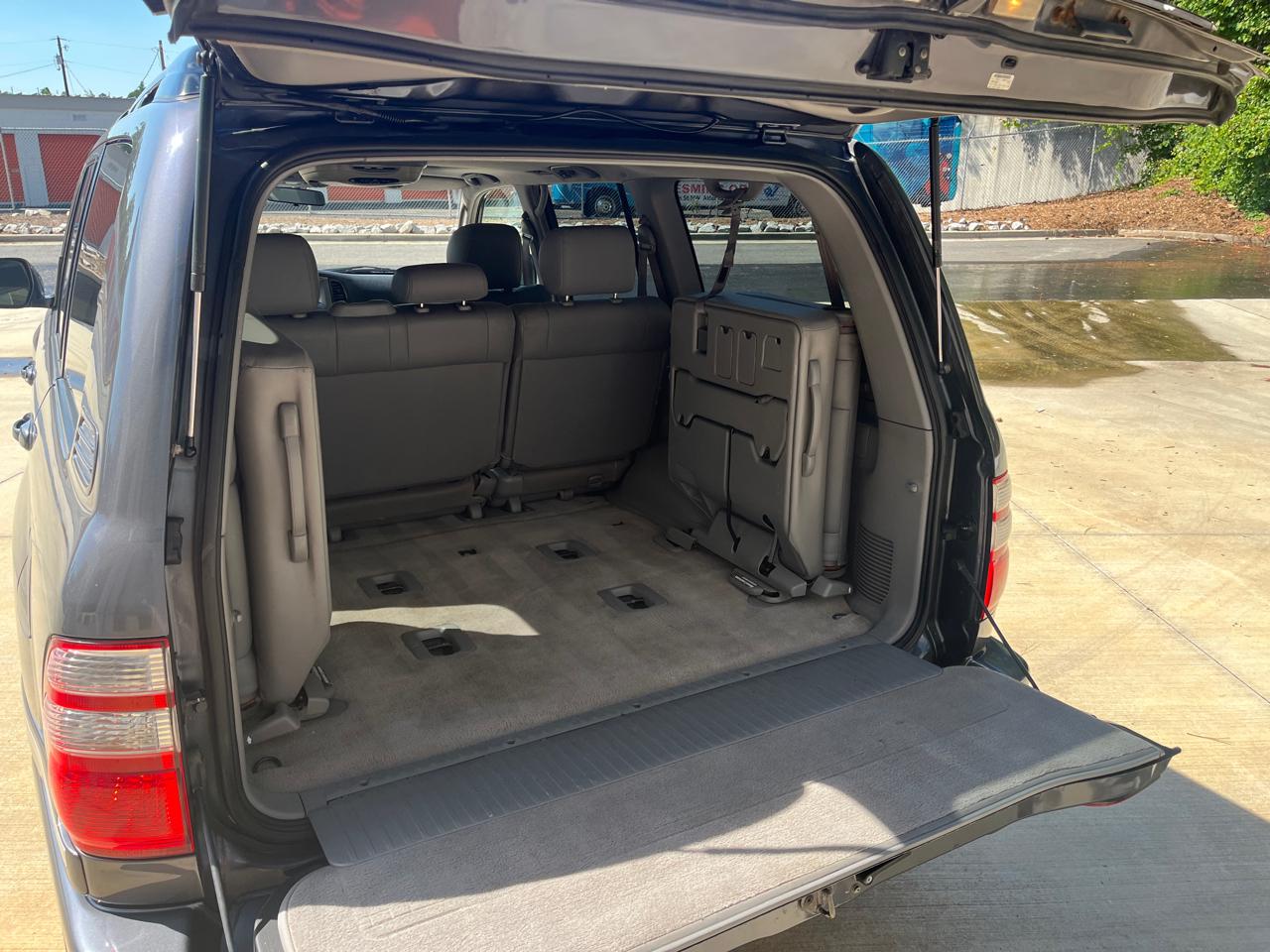 Toyota Land Cruiser 4dr 4WD (Natl) 2005