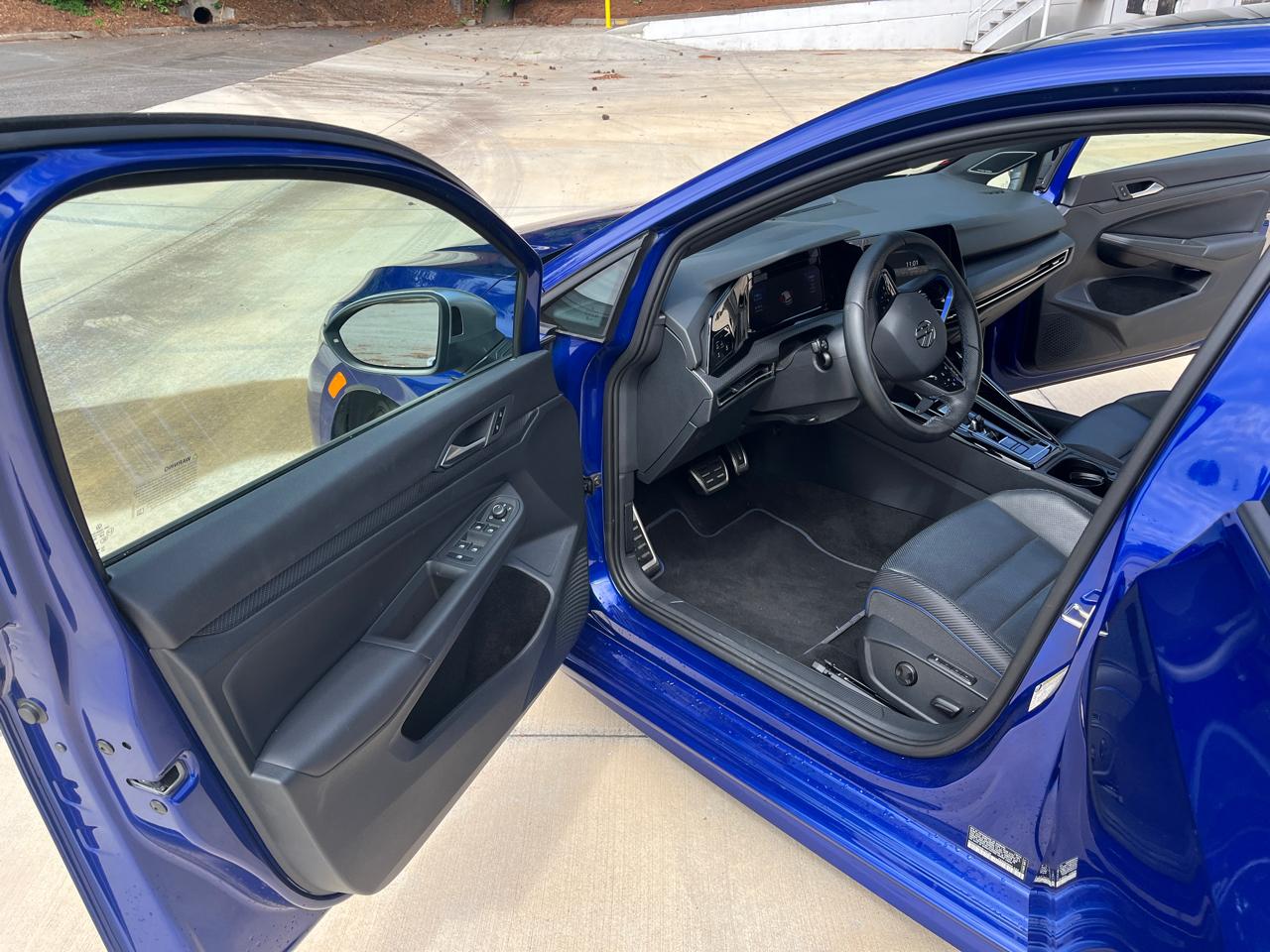 Volkswagen Golf R 2.0T DSG 2024
