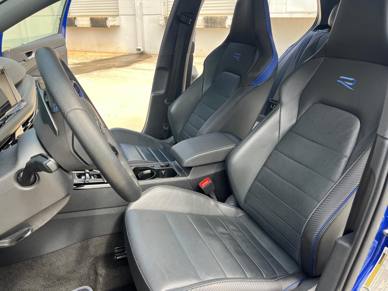 Volkswagen Golf R 2.0T DSG 2024