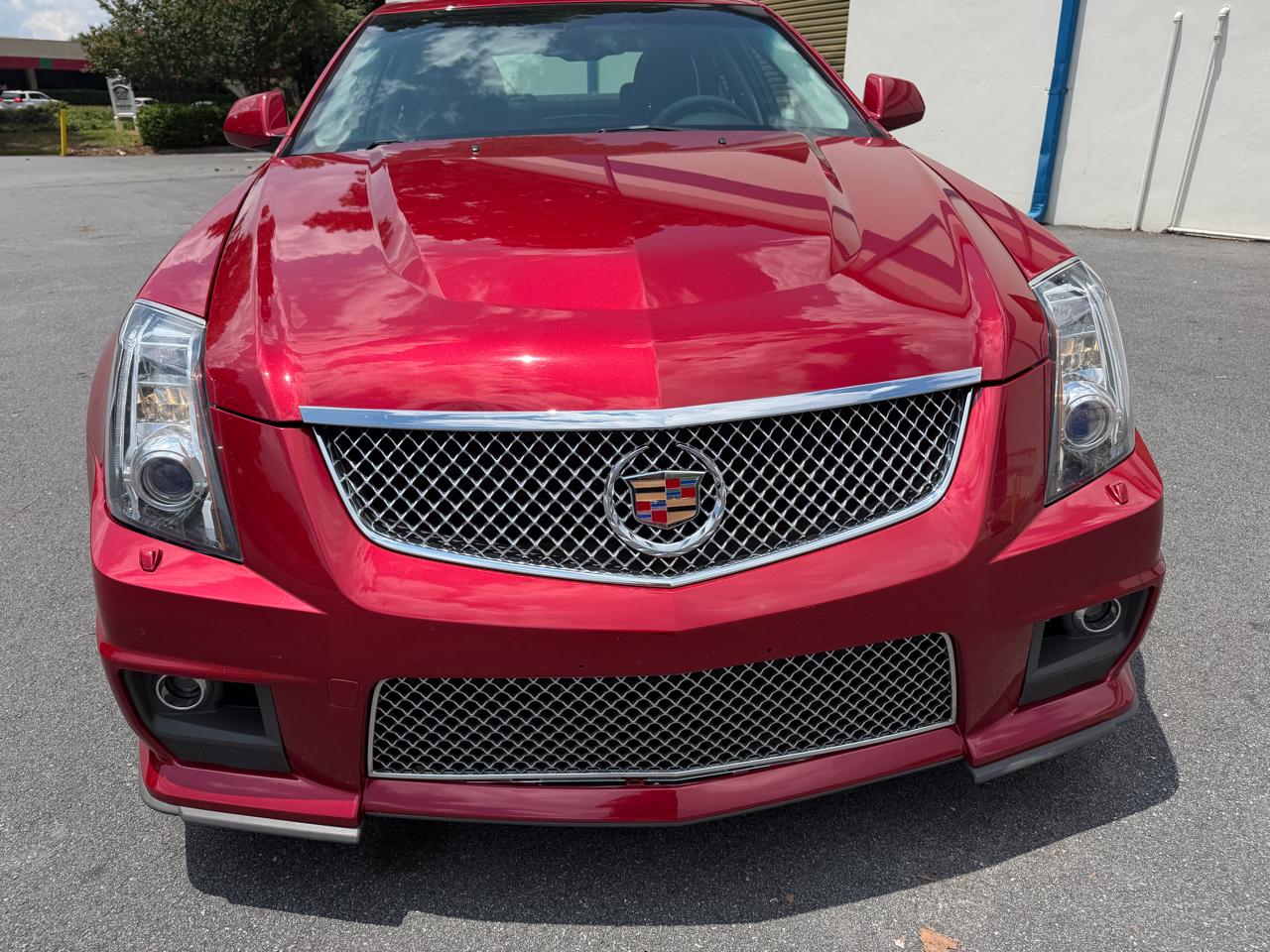 Cadillac CTS-V 4dr Sdn 2009