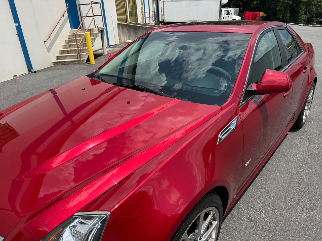 Cadillac CTS-V 4dr Sdn 2009