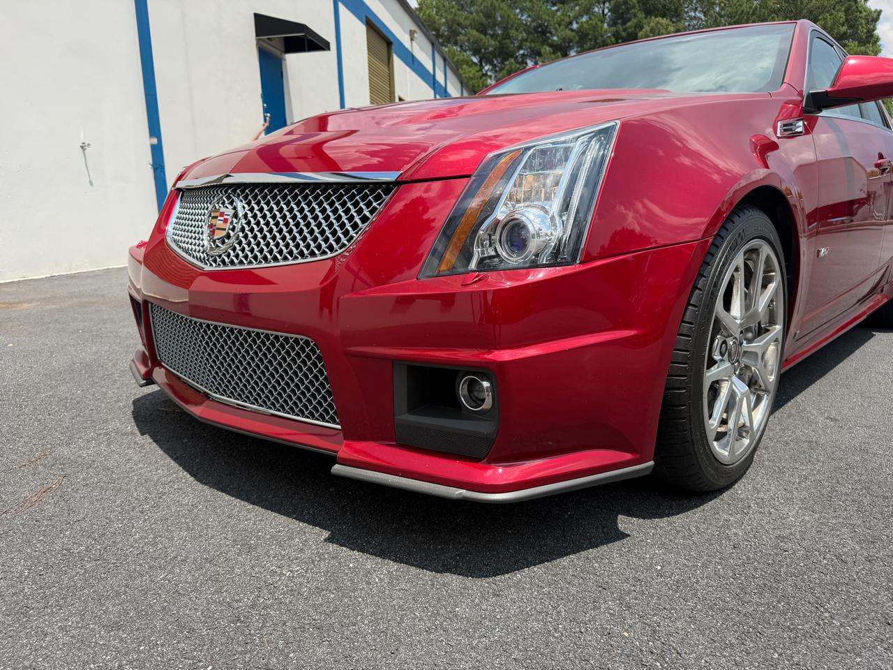 Cadillac CTS-V 4dr Sdn 2009