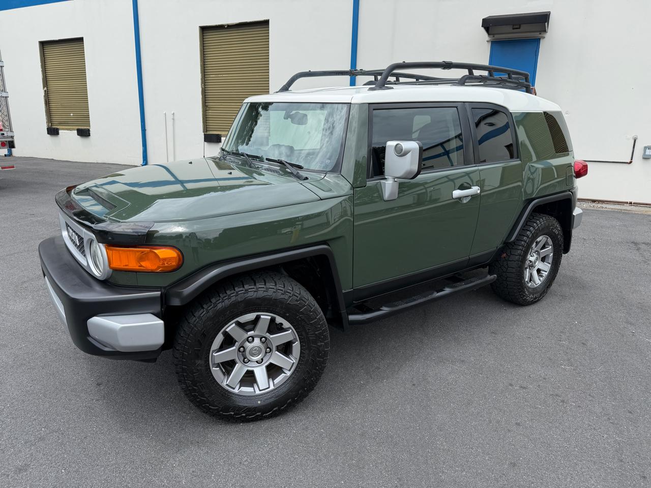 Toyota FJ Cruiser 4WD 4dr Man (Natl) 2014