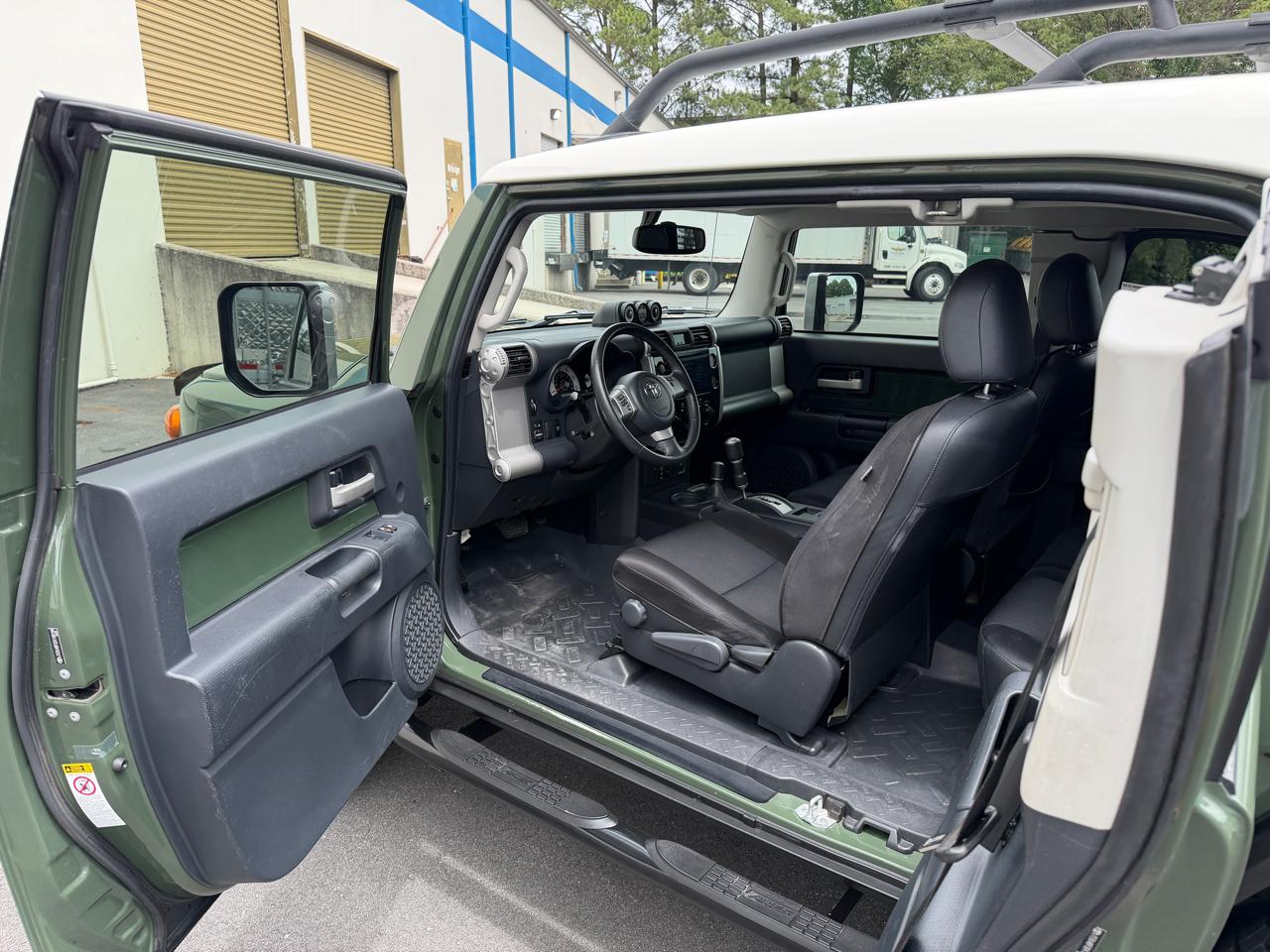Toyota FJ Cruiser 4WD 4dr Man (Natl) 2014