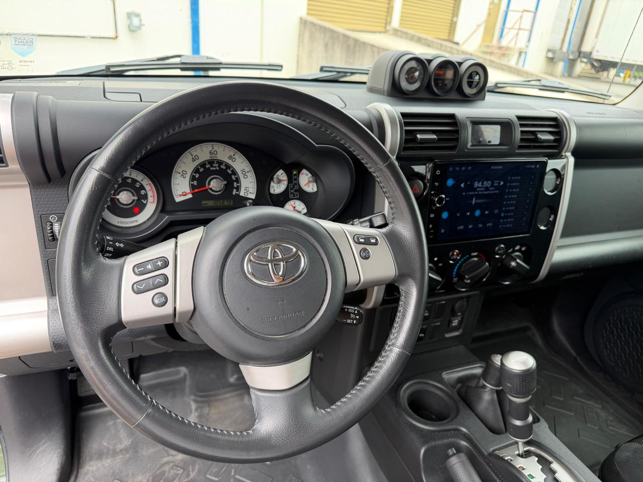 Toyota FJ Cruiser 4WD 4dr Man (Natl) 2014