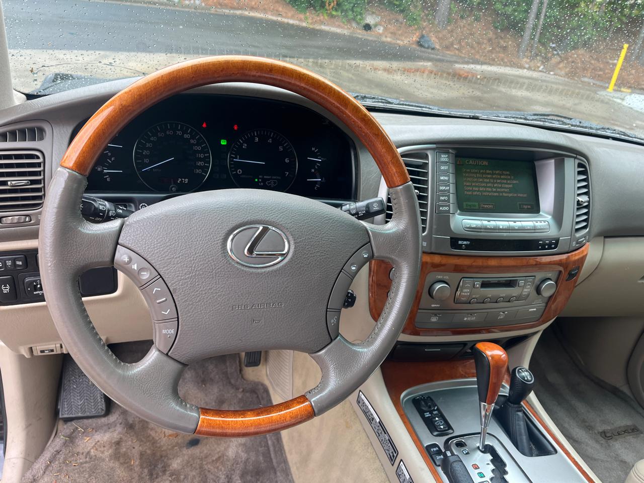 Lexus LX 470 4dr SUV 2006