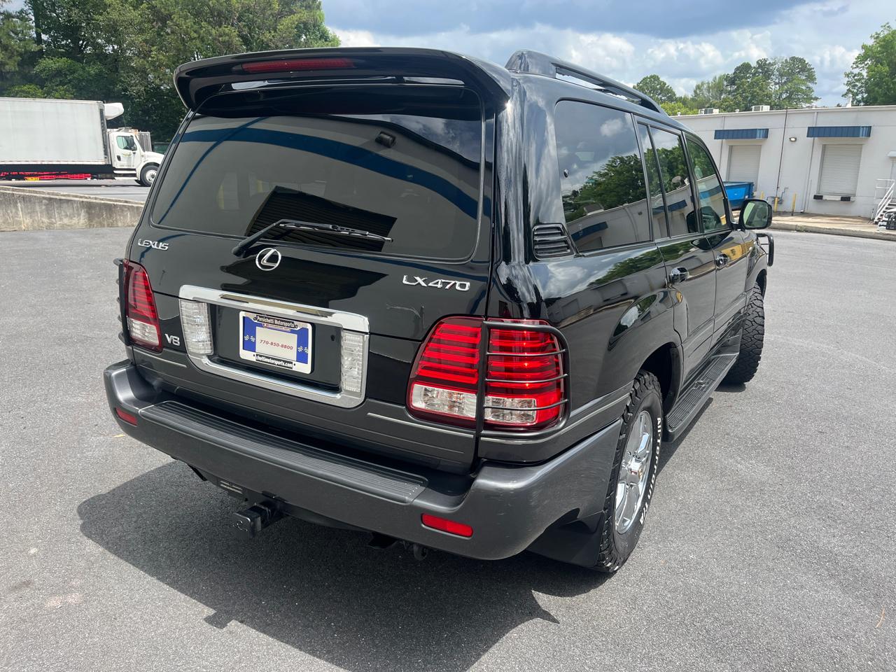 Lexus LX 470 4dr SUV 2006