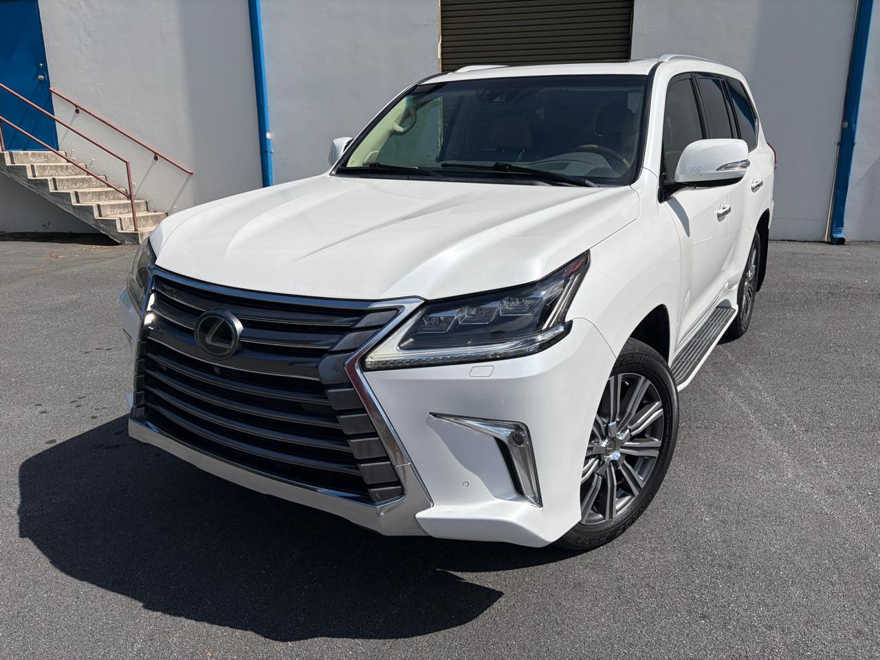 Lexus LX LX 570 4WD 2017
