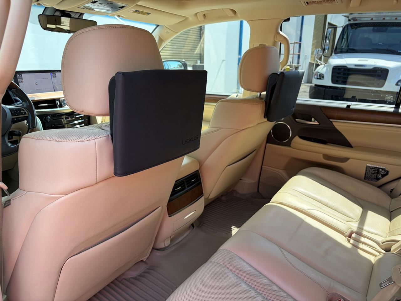 Lexus LX LX 570 4WD 2017