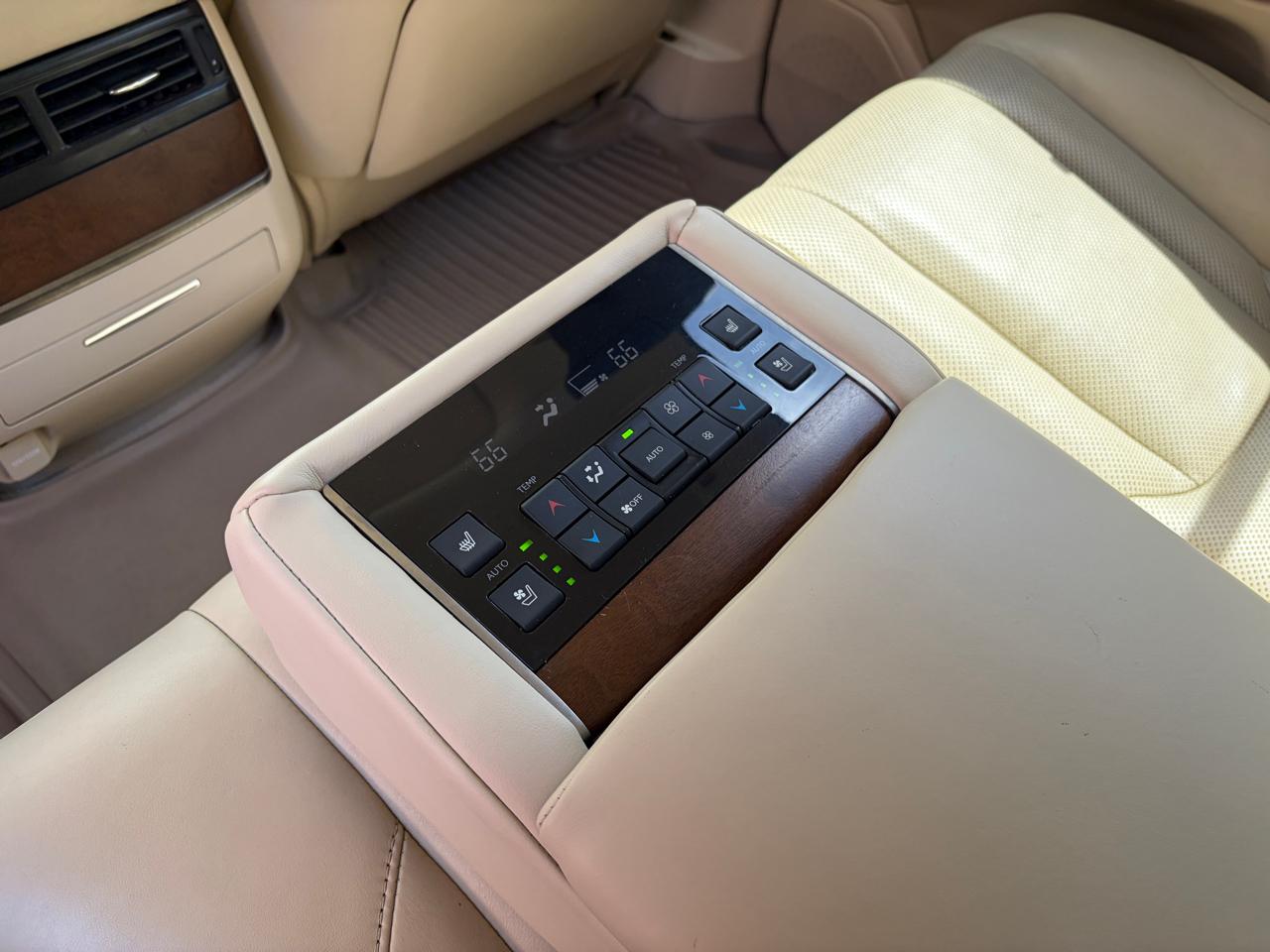 Lexus LX LX 570 4WD 2017