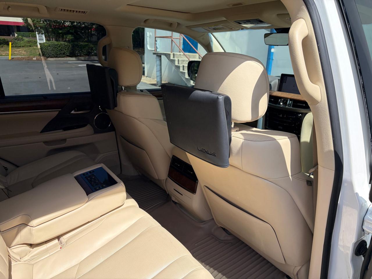 Lexus LX LX 570 4WD 2017