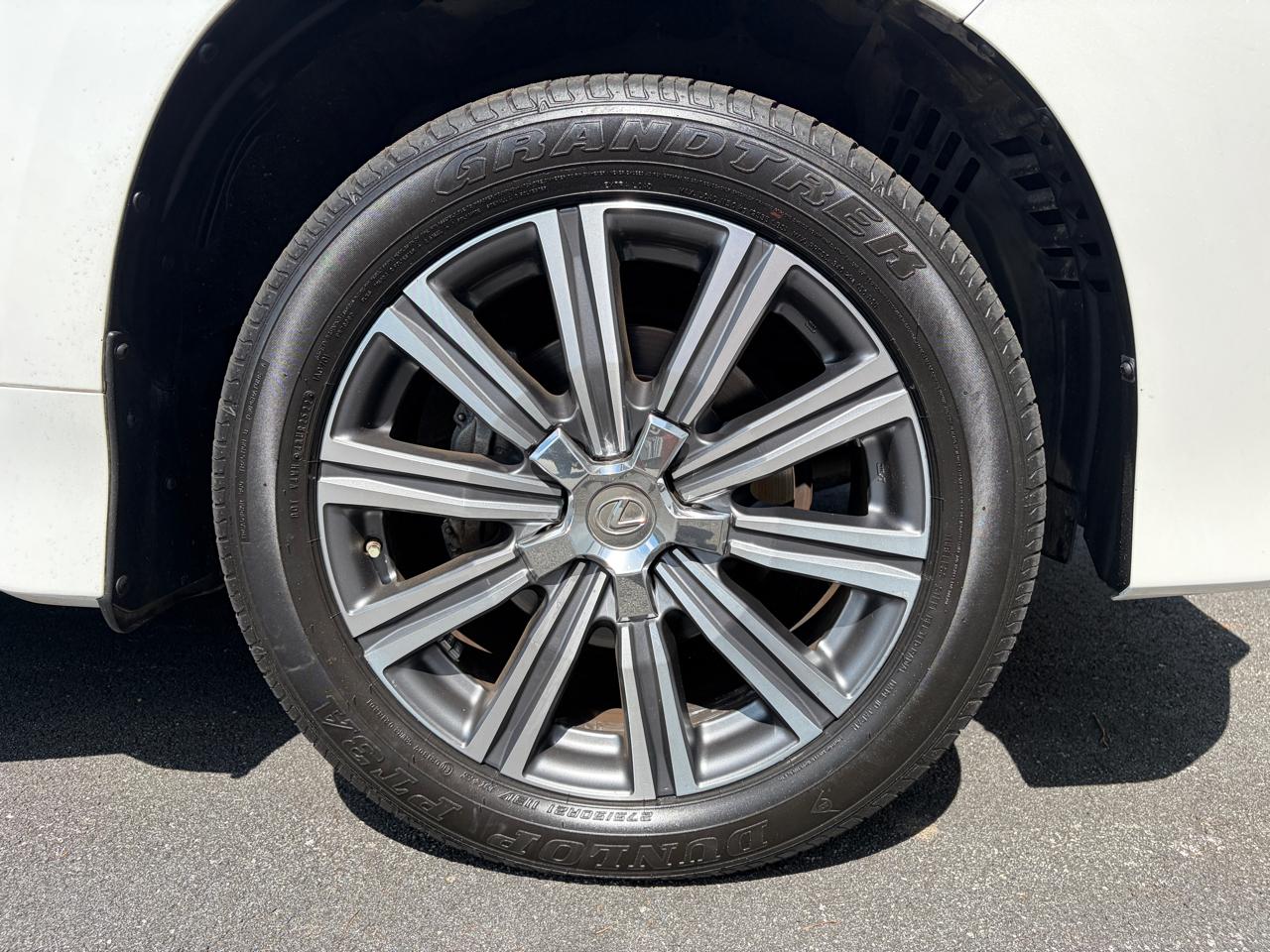 Lexus LX LX 570 4WD 2017