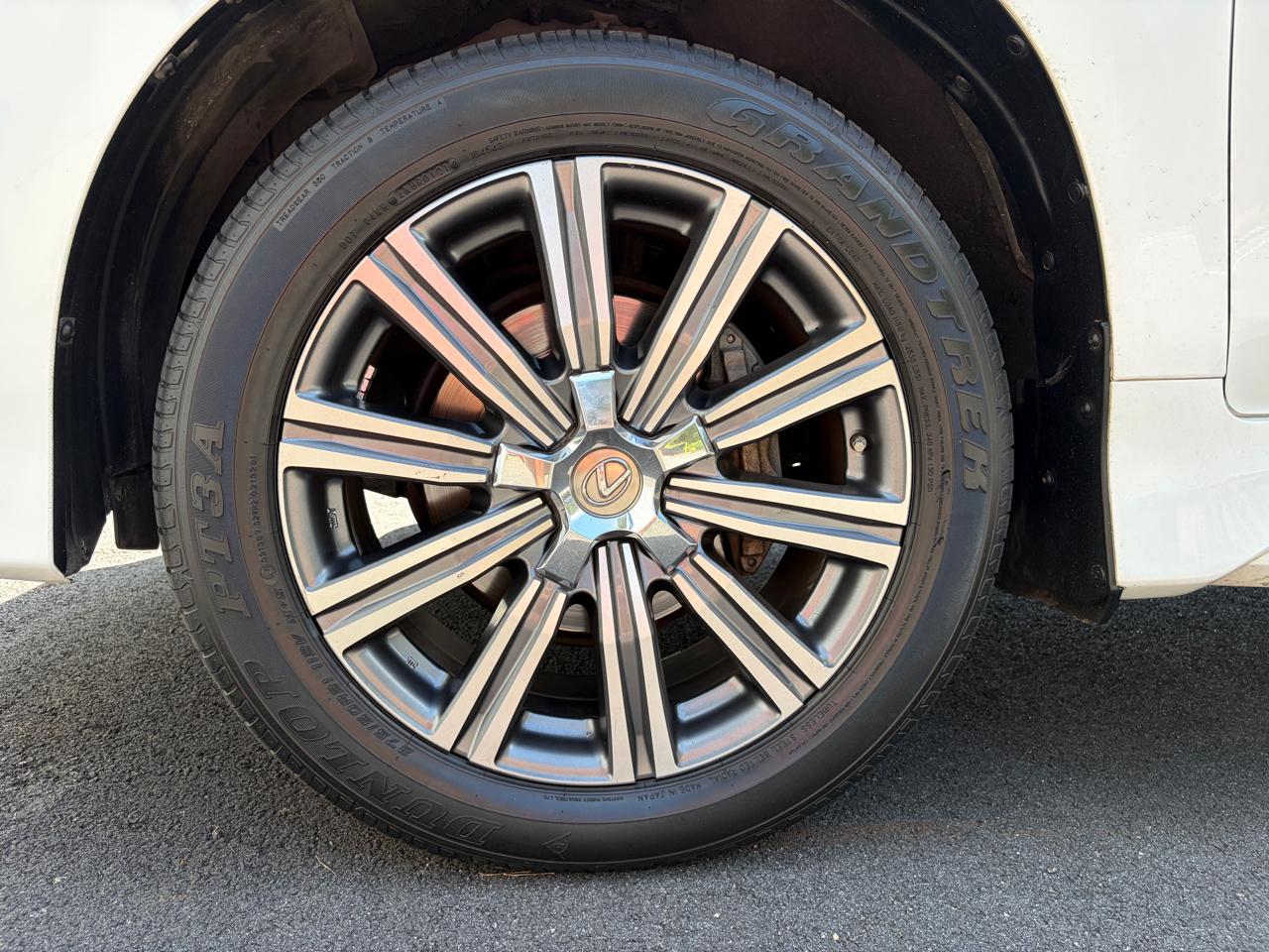 Lexus LX LX 570 4WD 2017