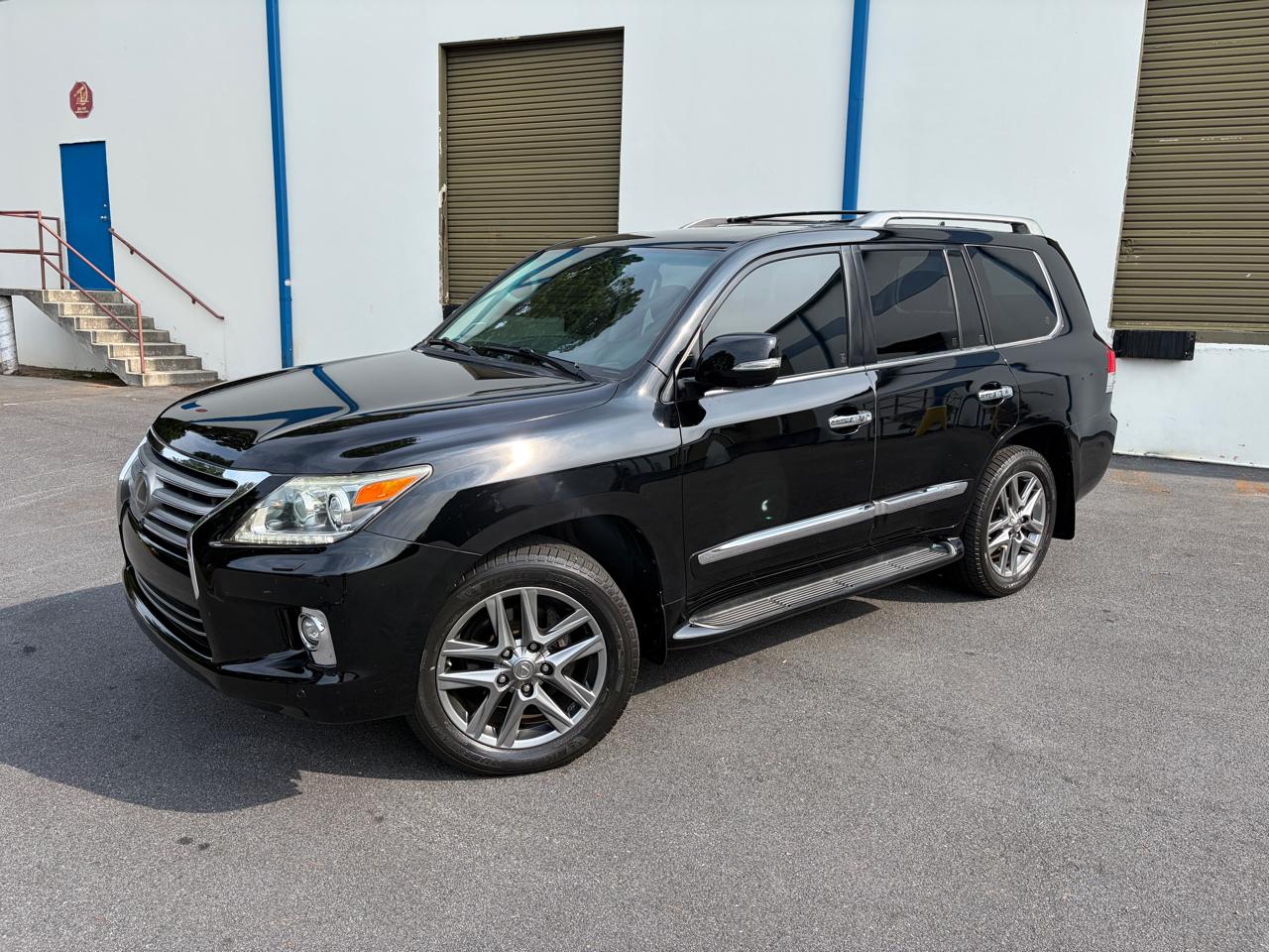 Lexus LX 570 4WD 4dr 2015