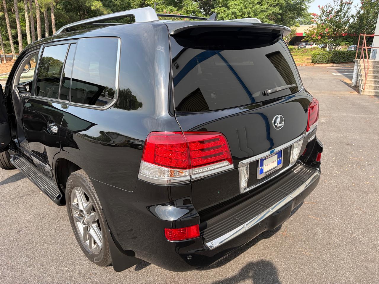 Lexus LX 570 4WD 4dr 2015