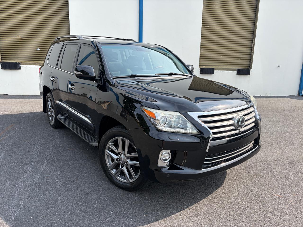 Lexus LX 570 4WD 4dr 2015