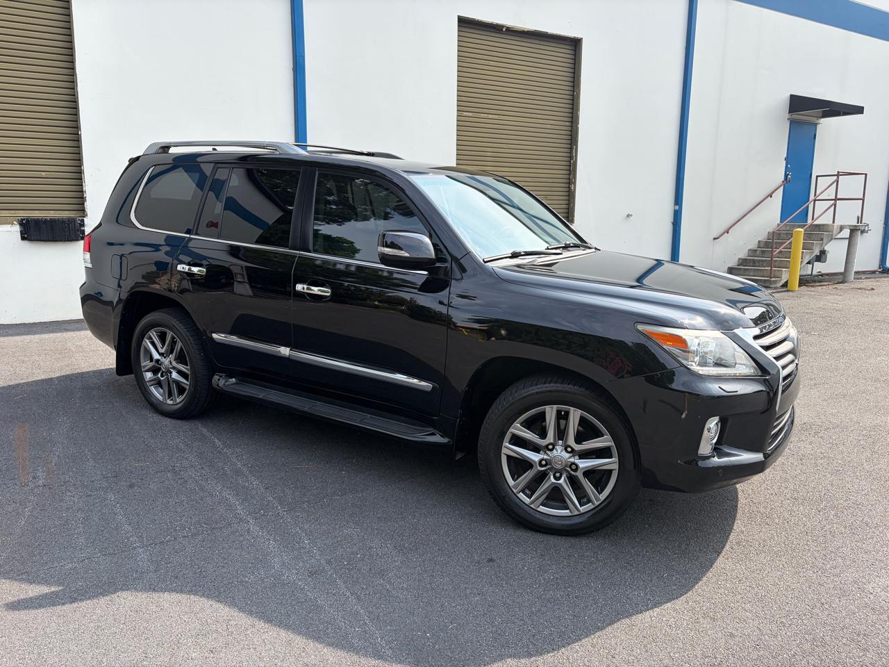 Lexus LX 570 4WD 4dr 2015