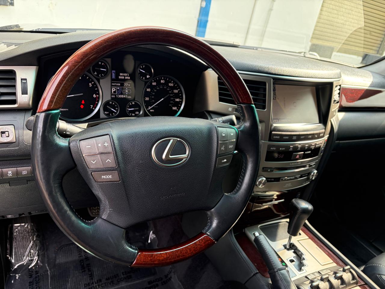Lexus LX 570 4WD 4dr 2015