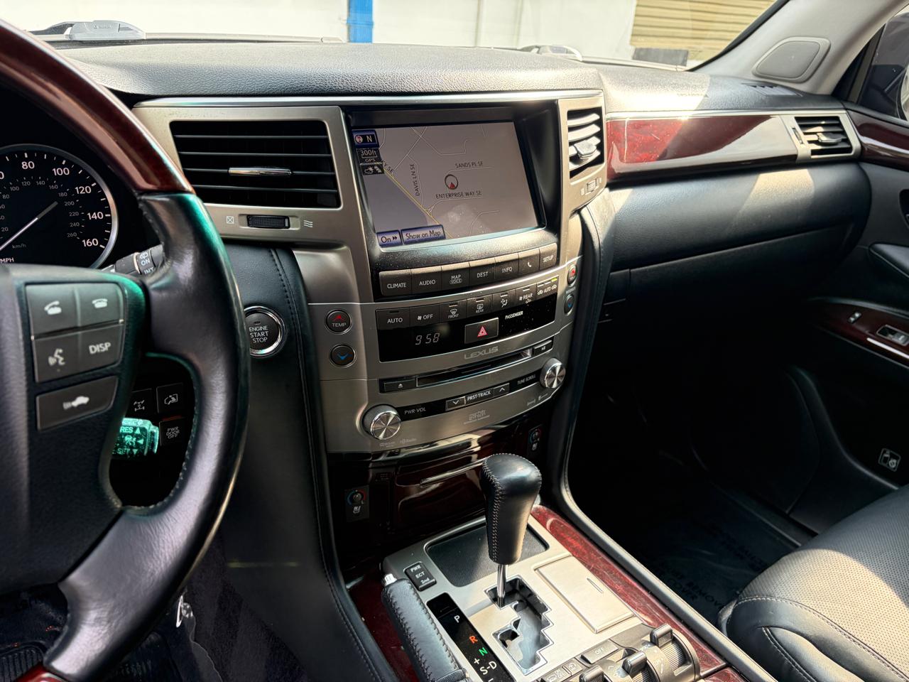 Lexus LX 570 4WD 4dr 2015