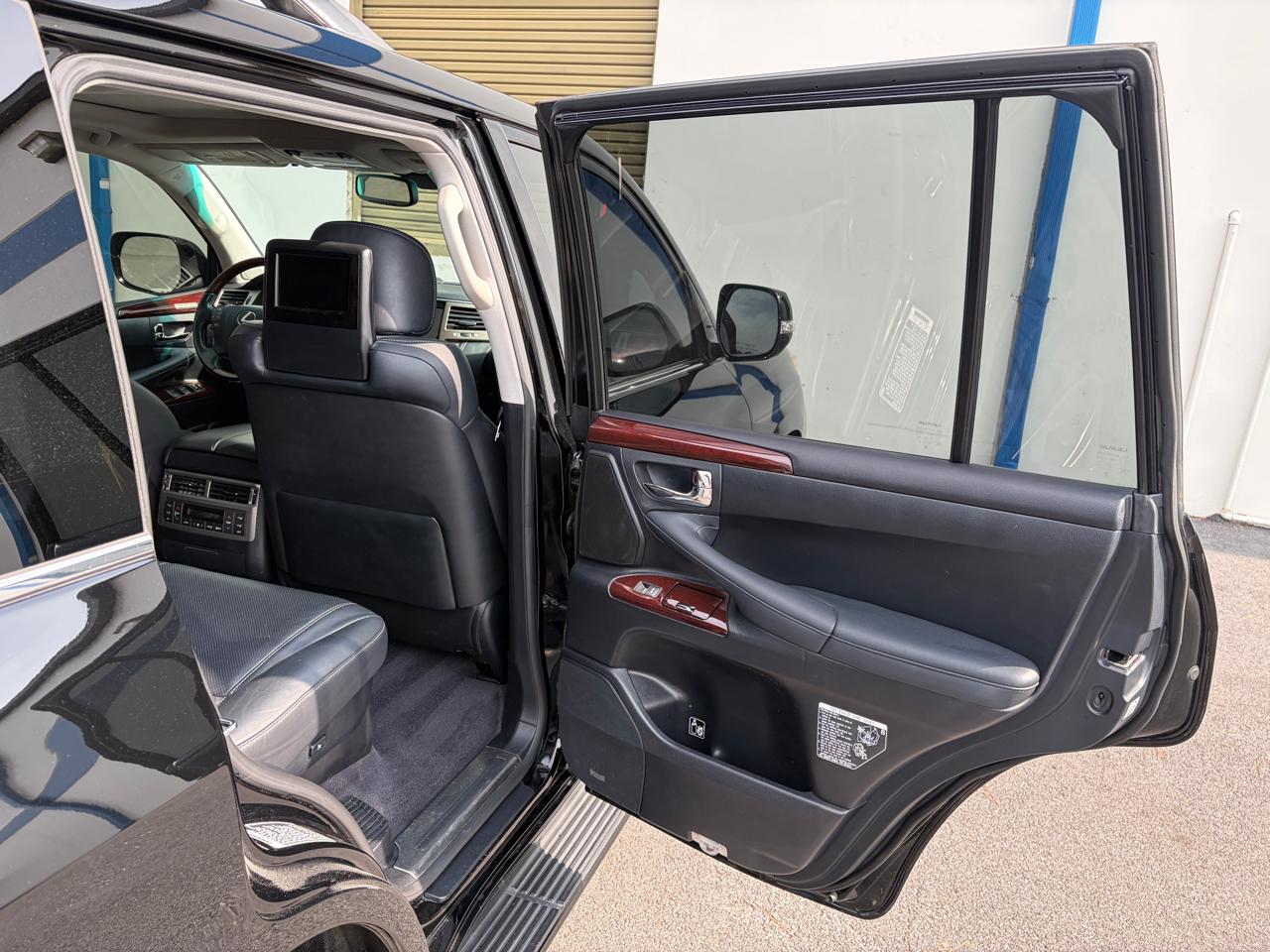Lexus LX 570 4WD 4dr 2015