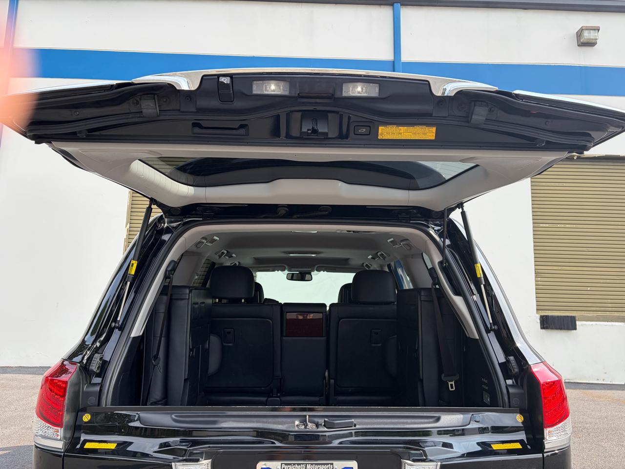 Lexus LX 570 4WD 4dr 2015