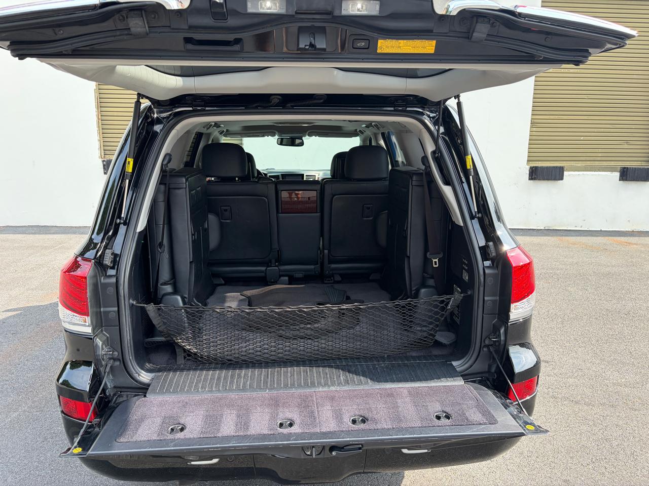 Lexus LX 570 4WD 4dr 2015