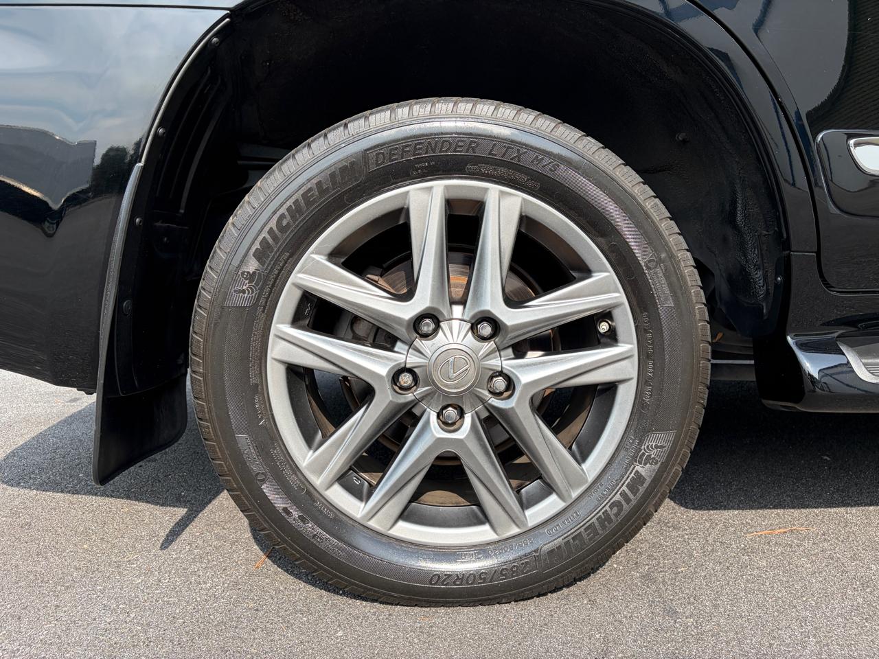 Lexus LX 570 4WD 4dr 2015