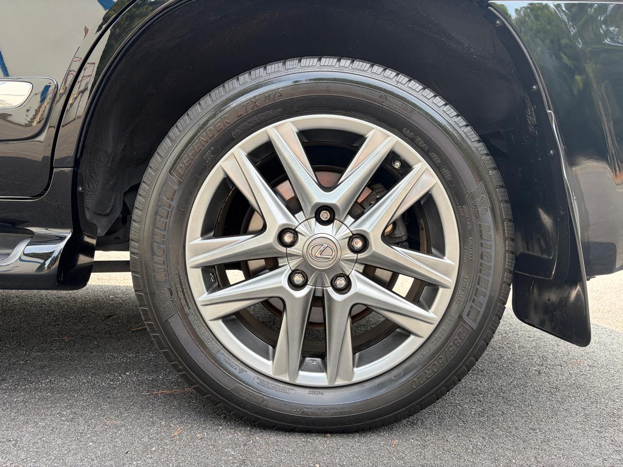 Lexus LX 570 4WD 4dr 2015