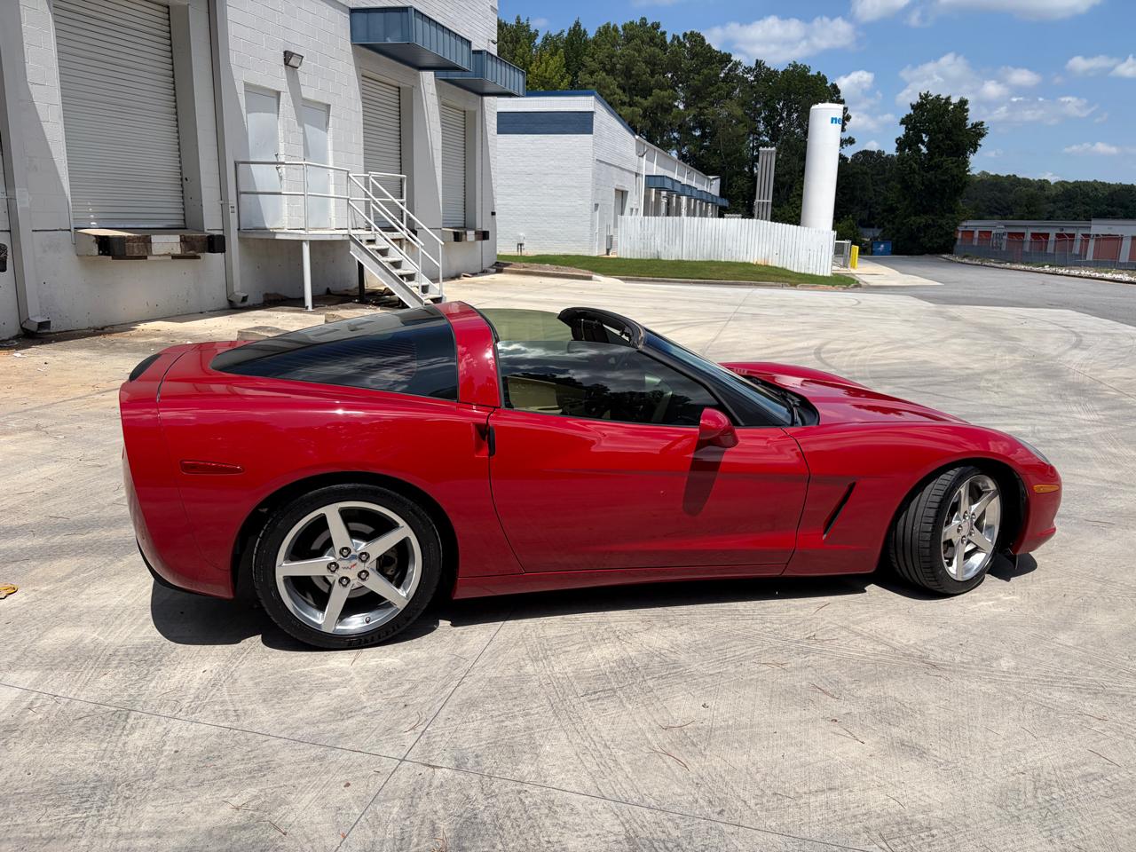 Chevrolet Corvette 2dr Cpe 2005