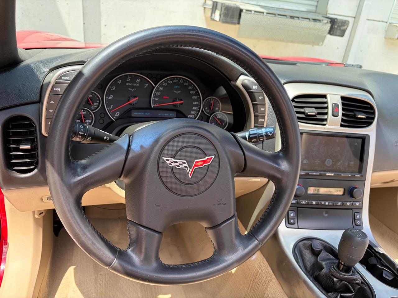 Chevrolet Corvette 2dr Cpe 2005