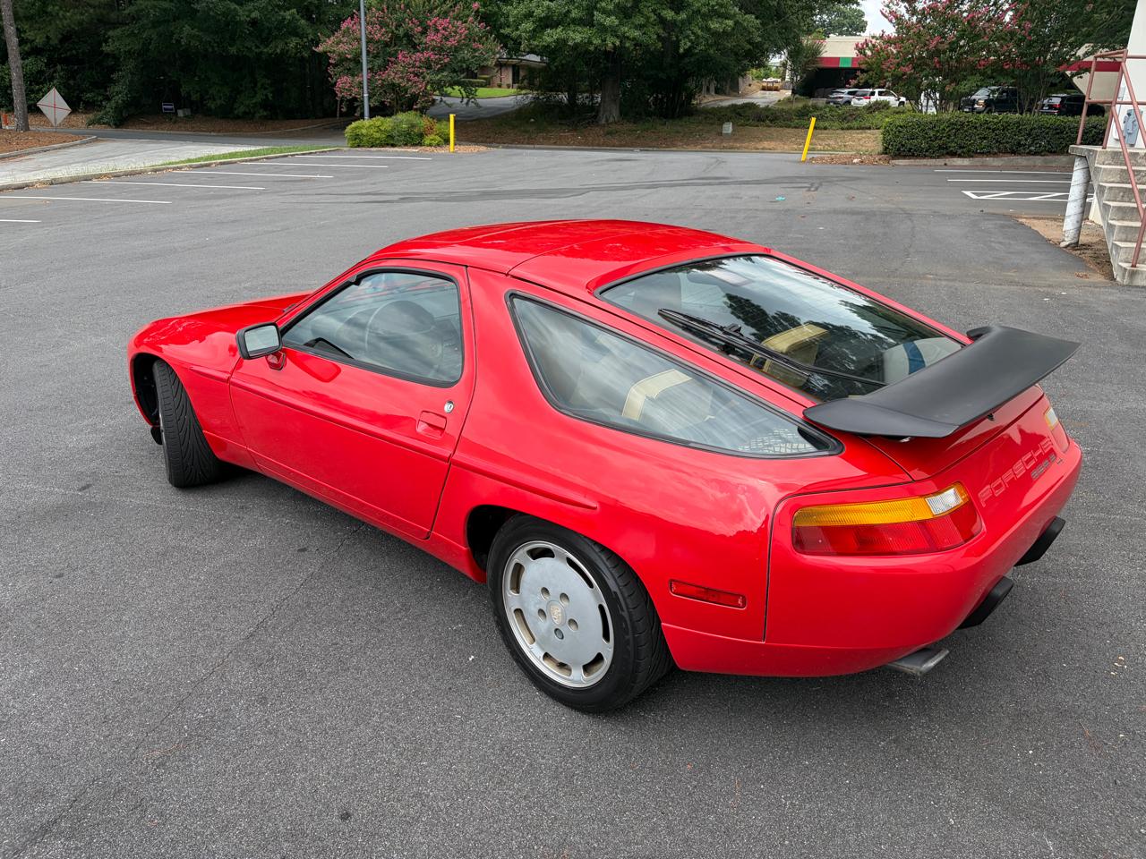 Porsche 928 S4  1988