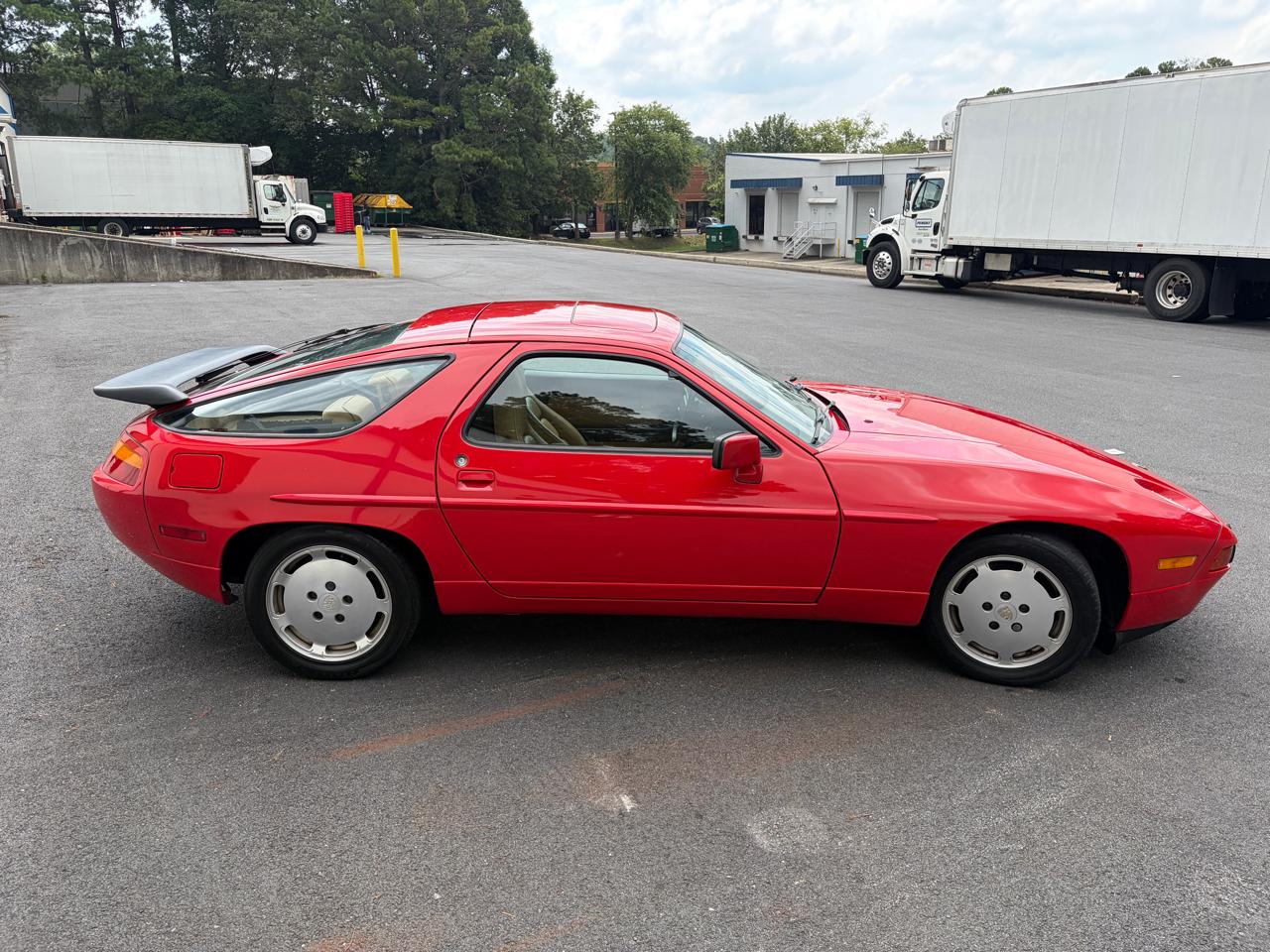 Porsche 928 S4  1988