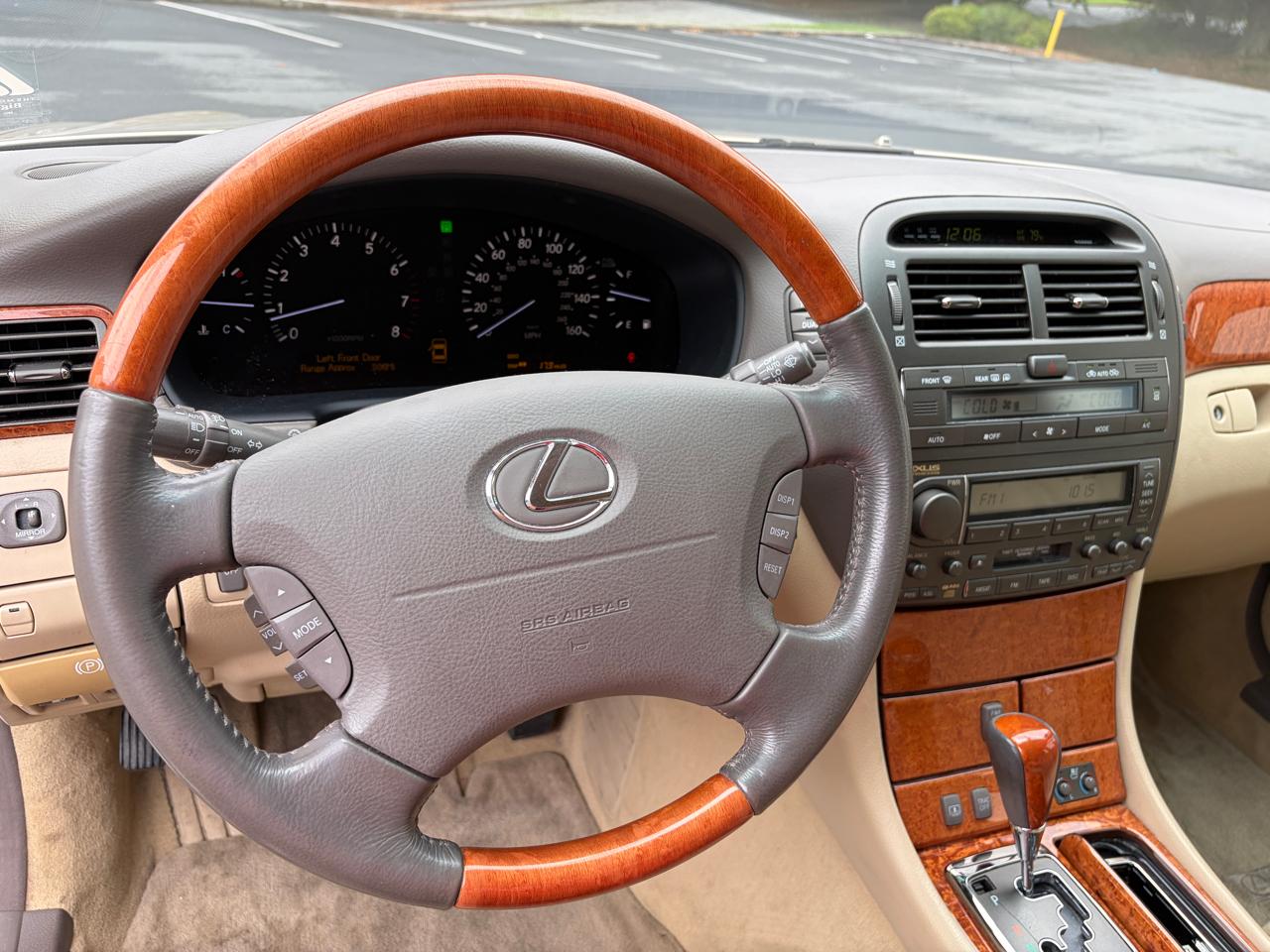 Lexus LS 430 4dr Sdn 2004