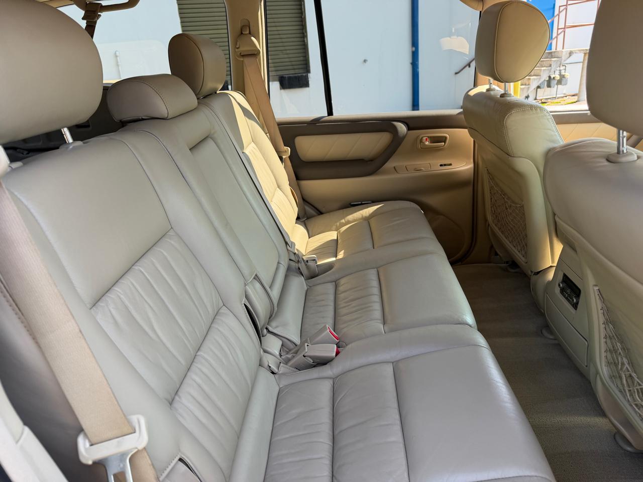 Toyota Land Cruiser 4dr 4WD (Natl) 2006