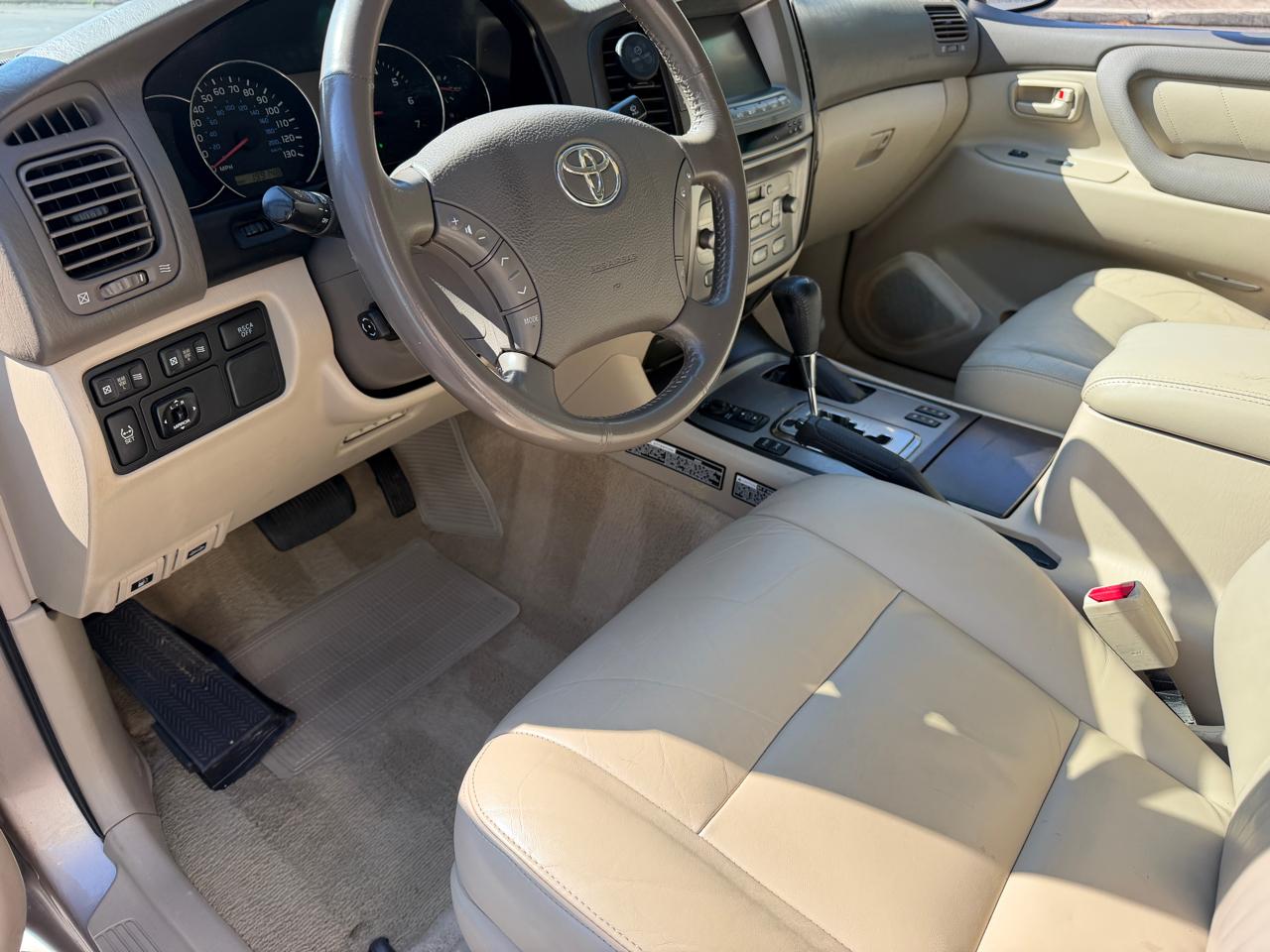 Toyota Land Cruiser 4dr 4WD (Natl) 2006