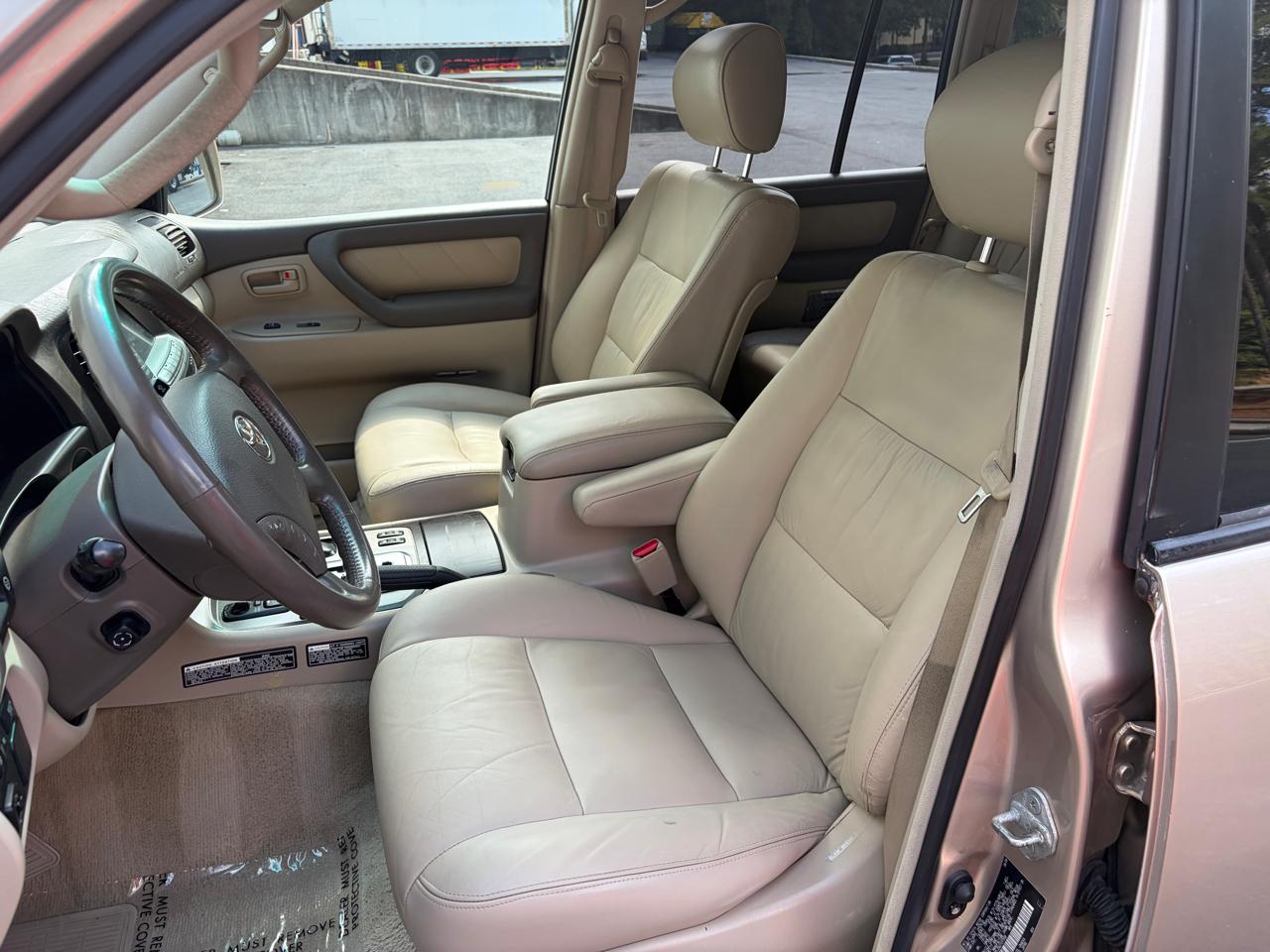 Toyota Land Cruiser 4dr 4WD (Natl) 2006