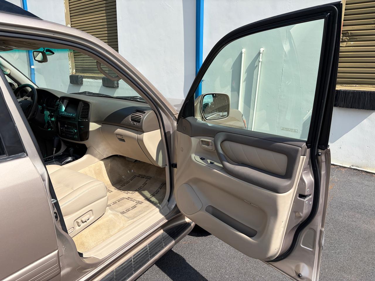 Toyota Land Cruiser 4dr 4WD (Natl) 2006