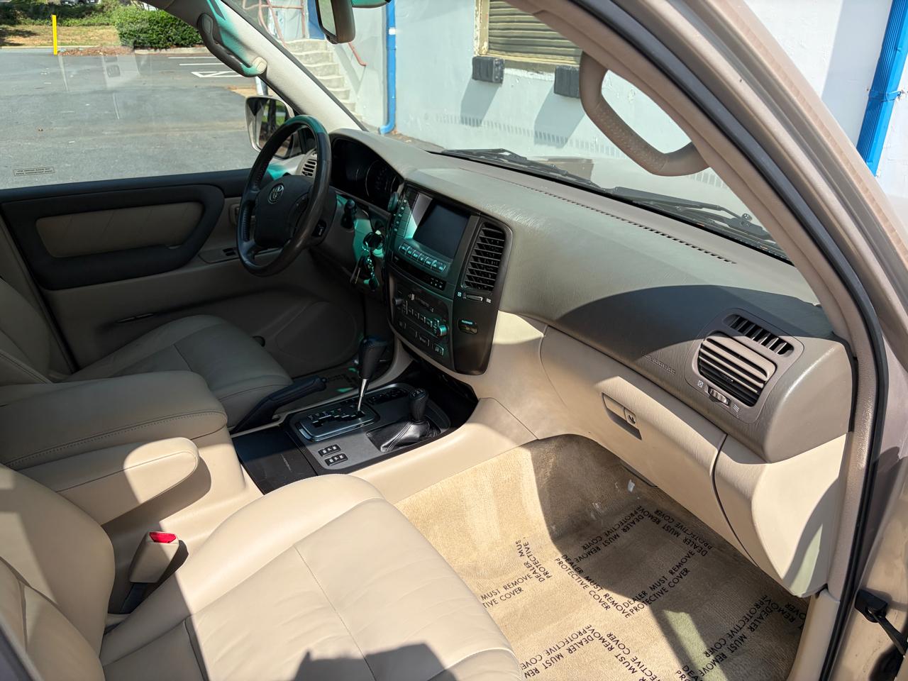 Toyota Land Cruiser 4dr 4WD (Natl) 2006