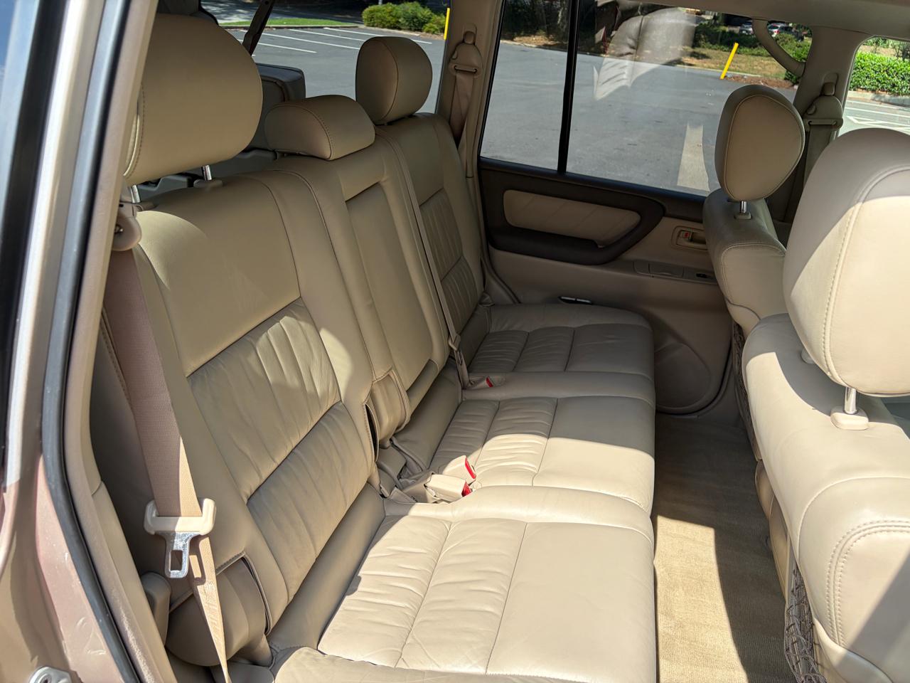 Toyota Land Cruiser 4dr 4WD (Natl) 2006