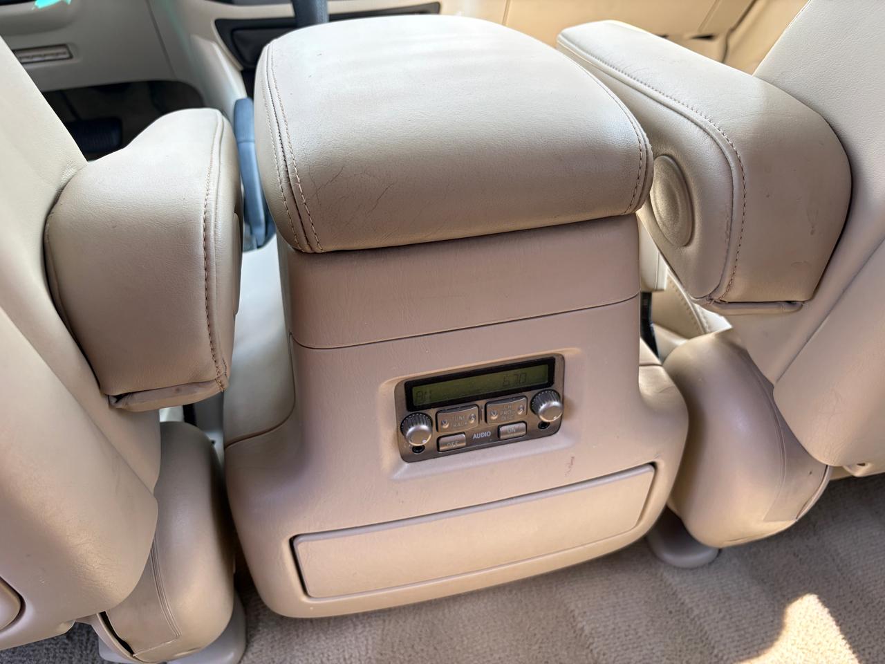 Toyota Land Cruiser 4dr 4WD (Natl) 2006