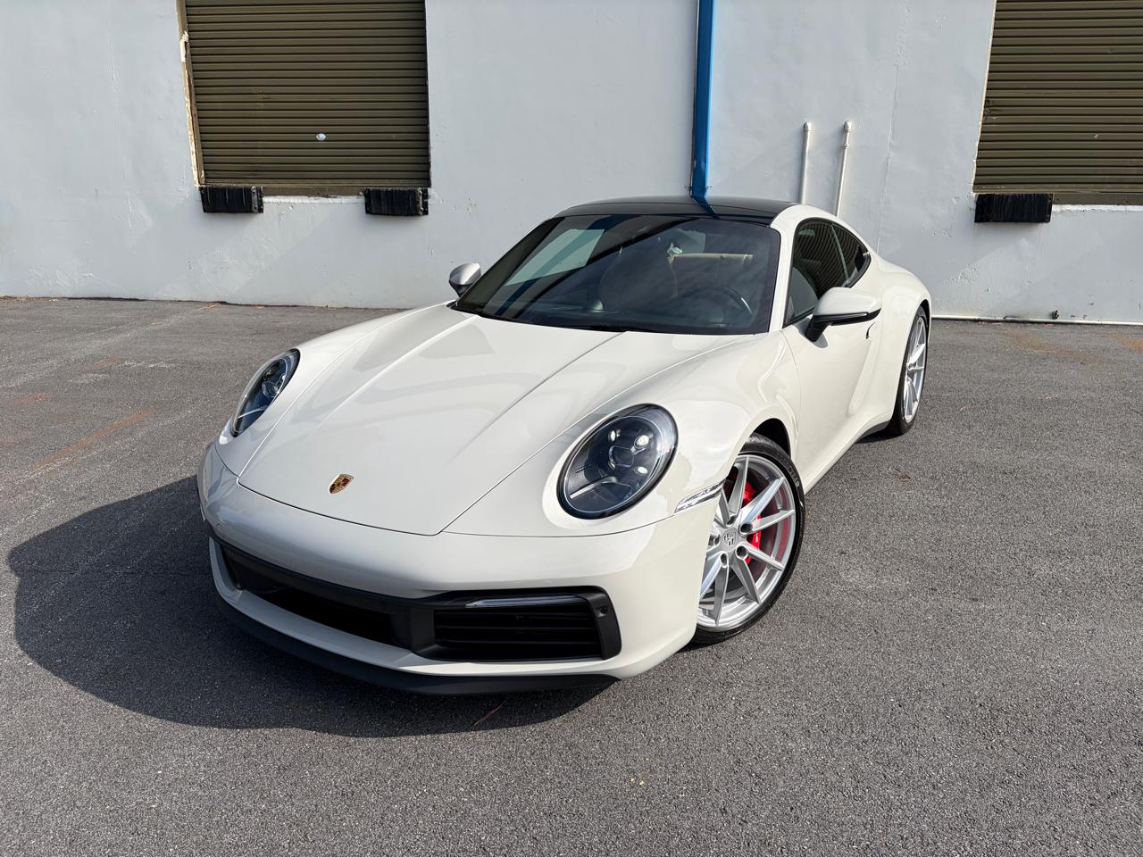 Porsche 911 2dr Cpe Carrera 4S 2020