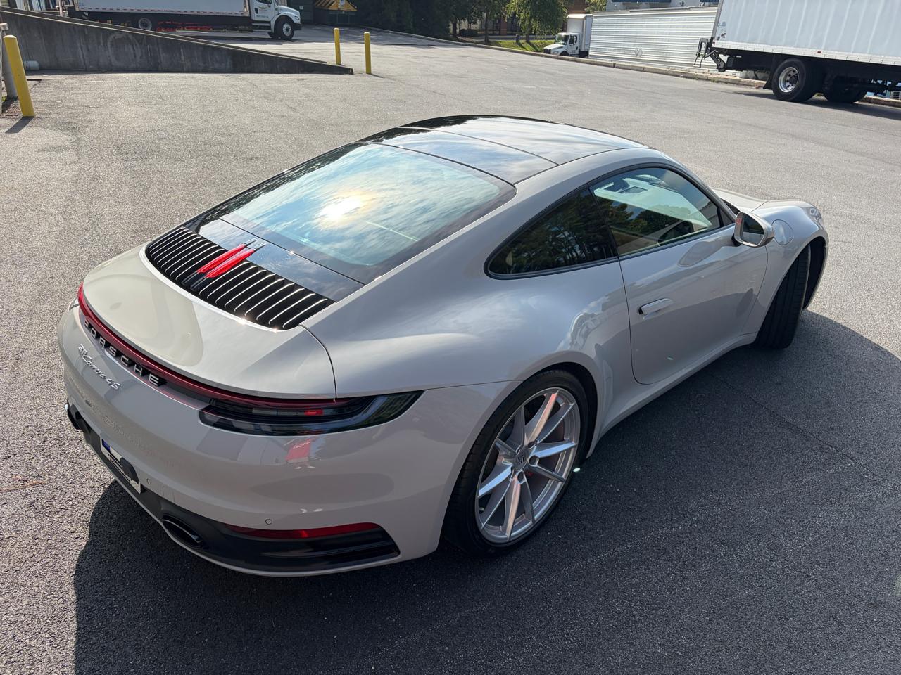 Porsche 911 2dr Cpe Carrera 4S 2020