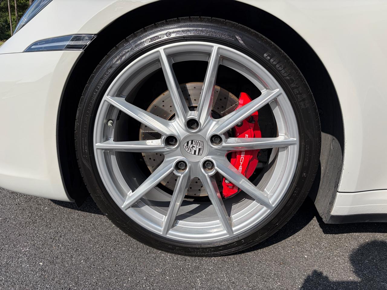 Porsche 911 2dr Cpe Carrera 4S 2020