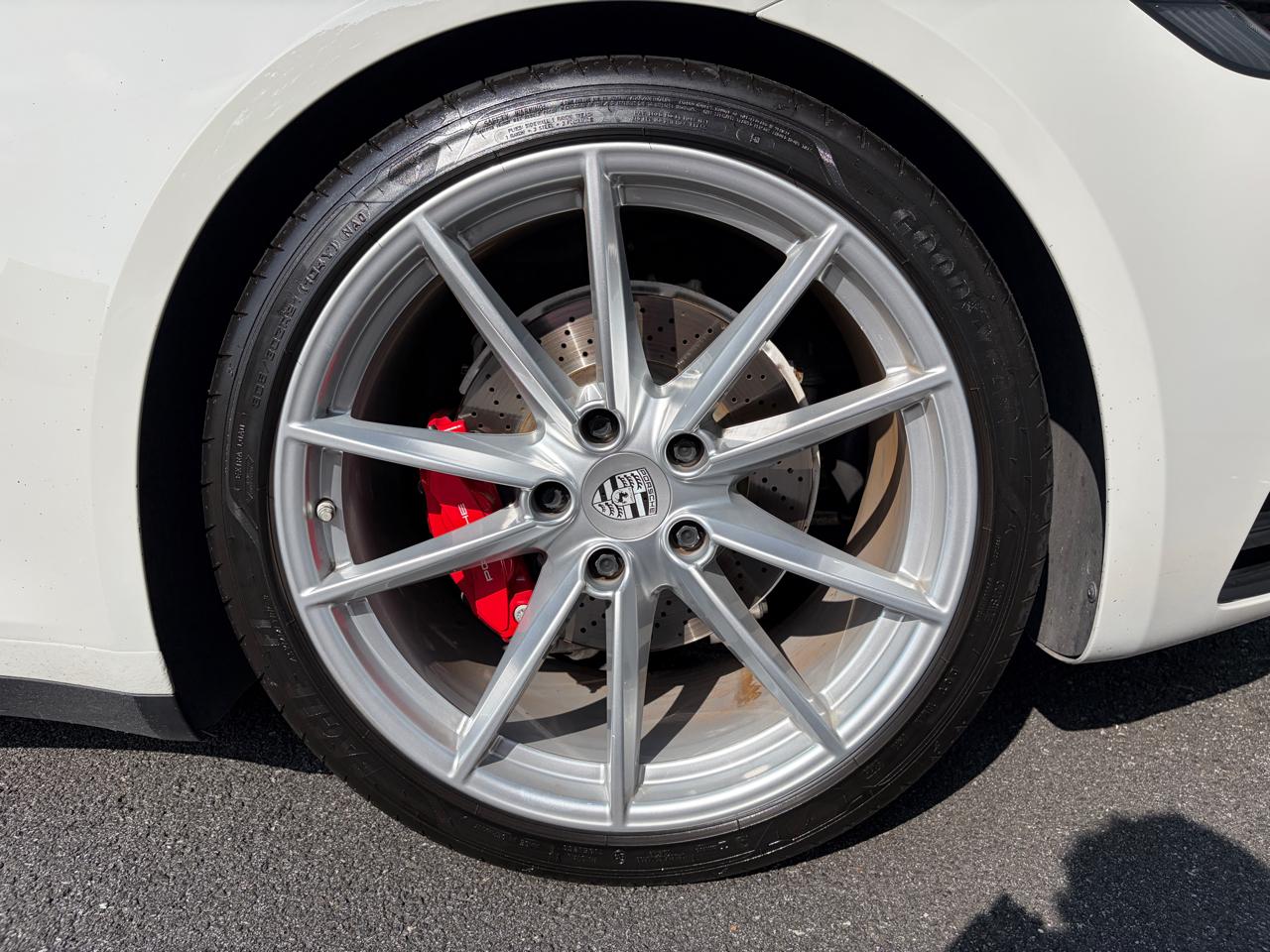 Porsche 911 2dr Cpe Carrera 4S 2020