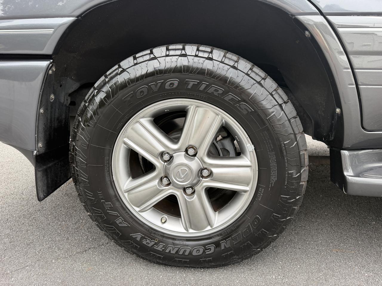 Lexus LX 470 4WD 4dr 2007