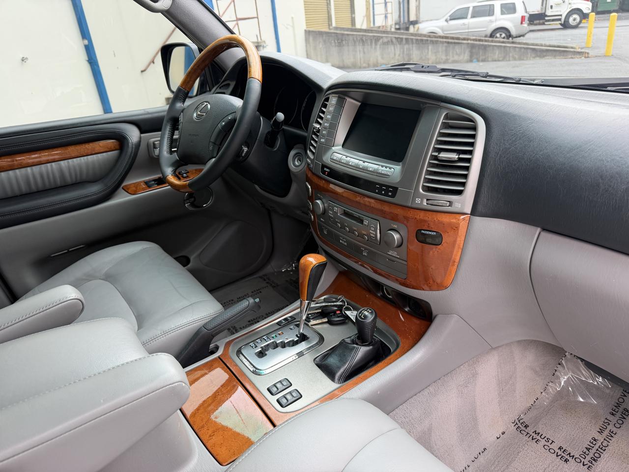 Lexus LX 470 4WD 4dr 2007